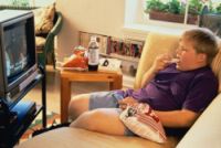 Televisão no quarto aumenta o risco de obesidade